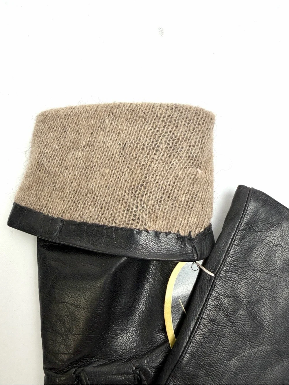 NWT Aris Black Leather Gloves Cashmere Lined Women’s Size 7 Vintage
